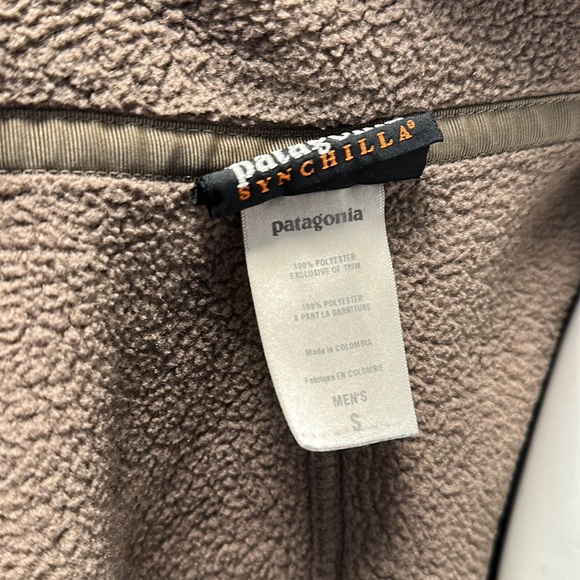 Patagonia Synchilla Sweater - Picture 6 of 6